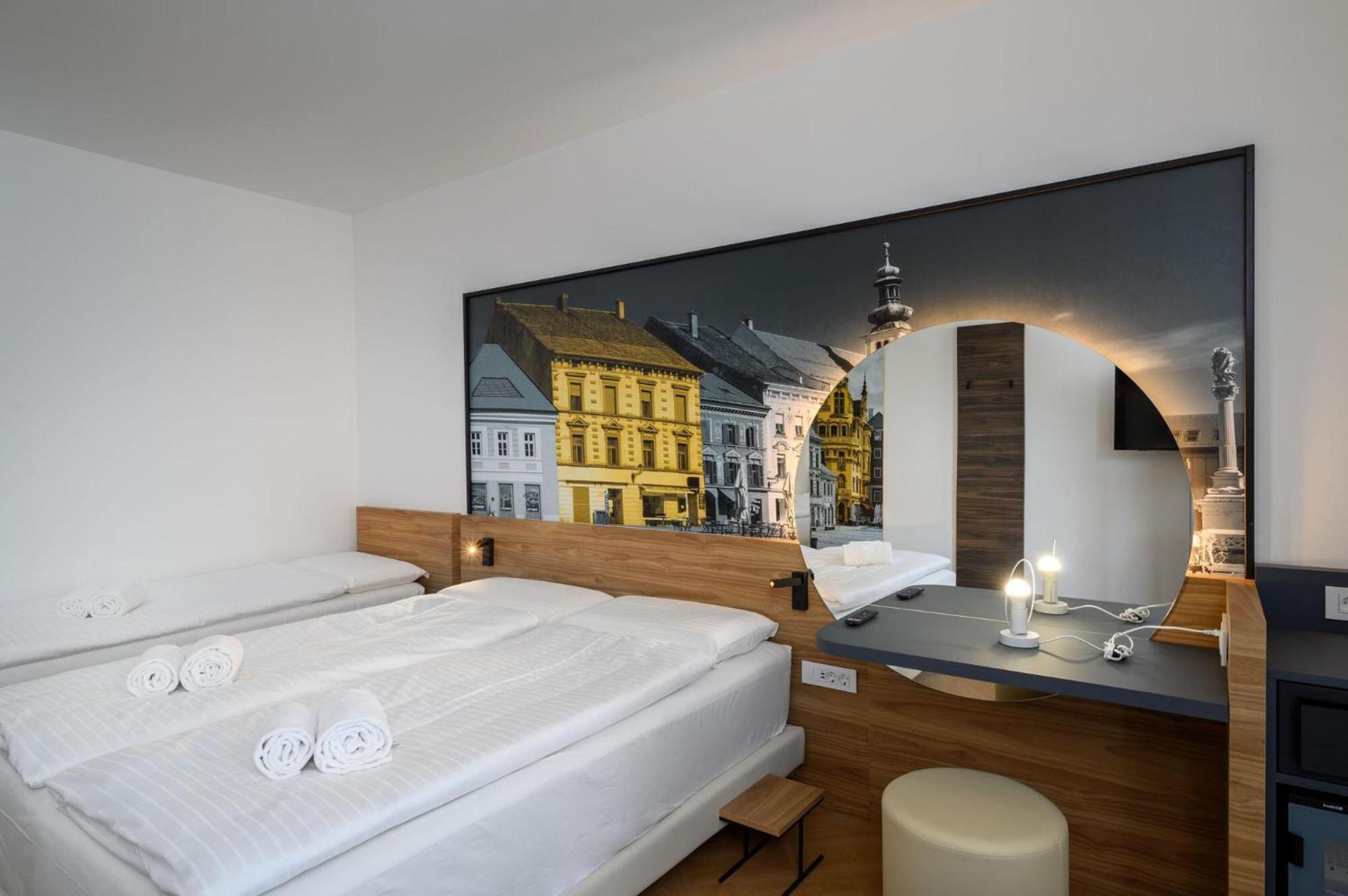 Triple Room,1739711947:JPEG